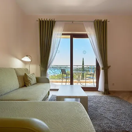 Apartment Allende