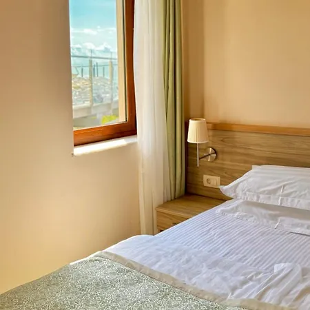 Apartment Allende